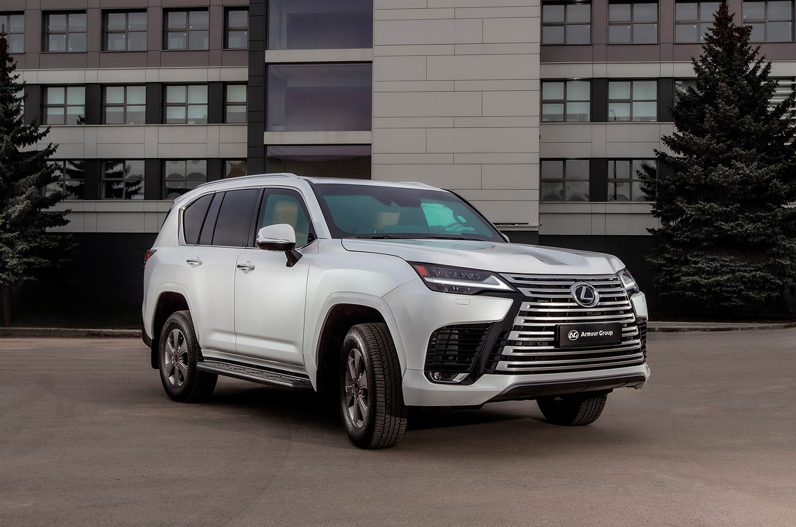 LEXUS LX 600 — закажите бронированный автомобиль в компании «АрморГрупп»,  характеристики, комплектации, фото