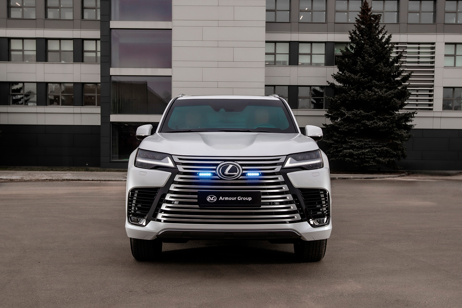 LEXUS LX 600 — закажите бронированный автомобиль в компании «АрморГрупп»,  характеристики, комплектации, фото