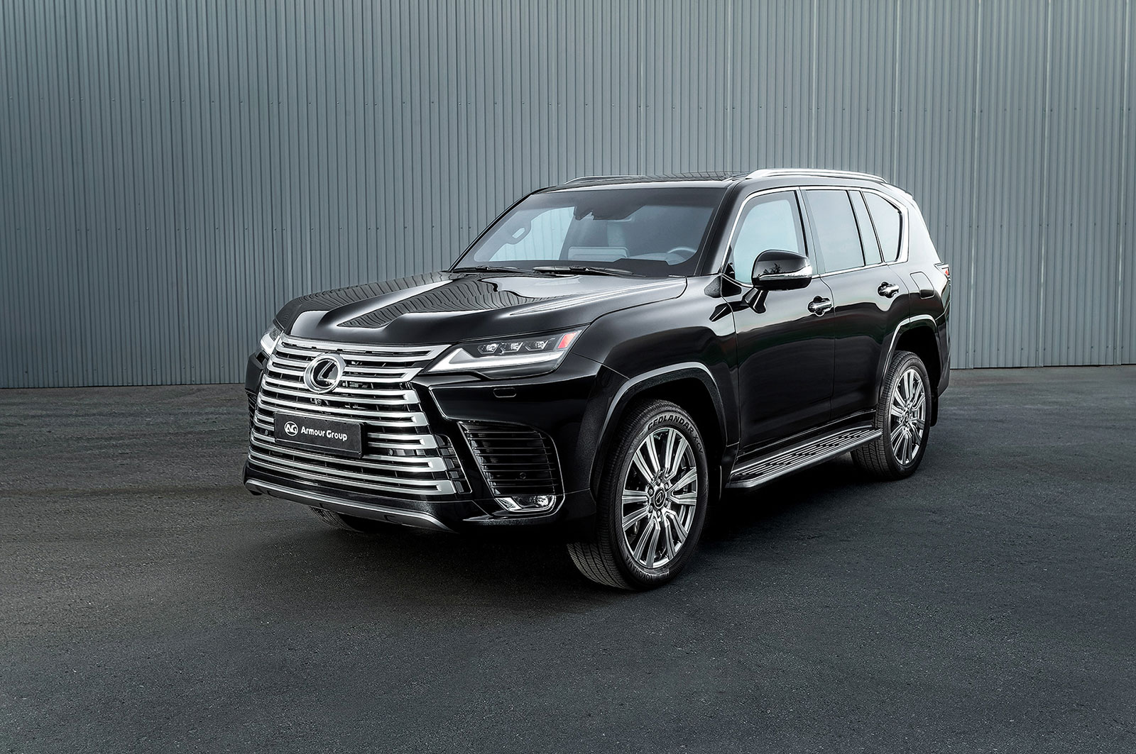 LEXUS LX 600 — закажите бронированный автомобиль в компании «АрморГрупп»,  характеристики, комплектации, фото